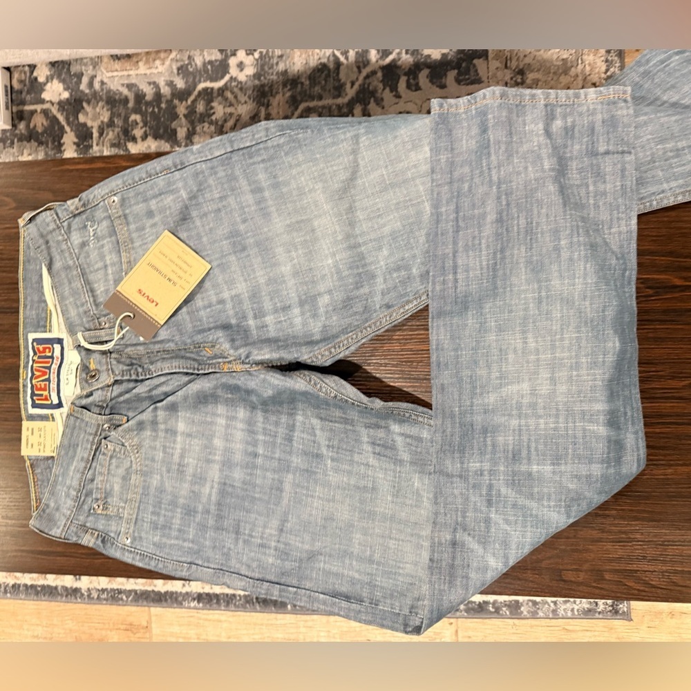 Levi's Vintage 514 Women's Straight Leg Jeans in Light Blue